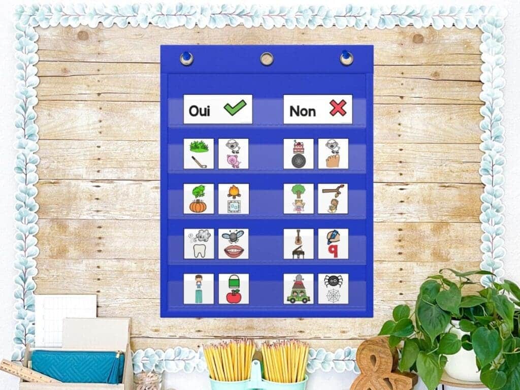 literacy centre to help you teach french rhyming words