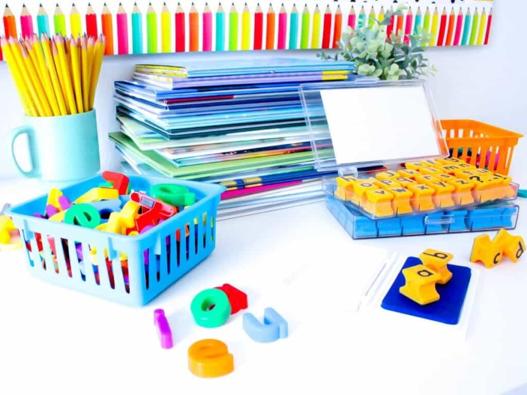 Learn what is french phonological awareness and what resources you can use to help you teach it