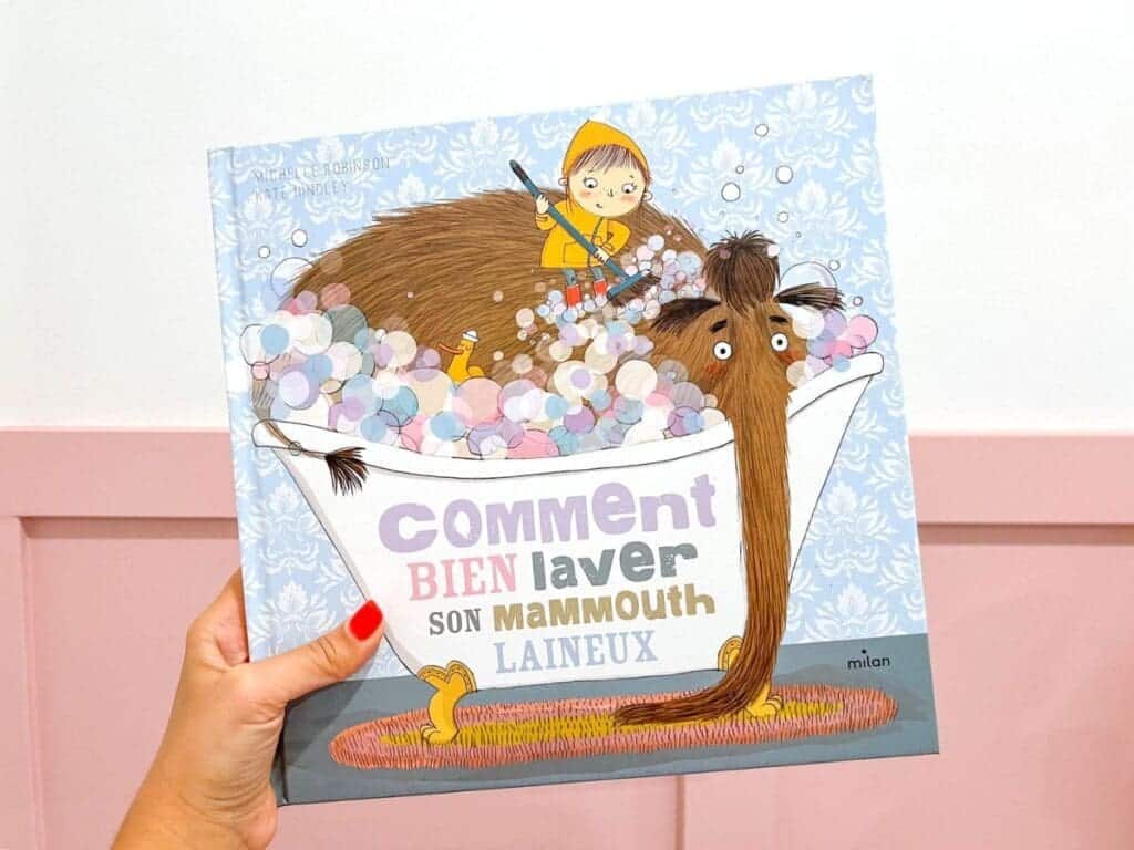 French read-aloud book for procedural writing "Comment ien laver son mammouth laineux"